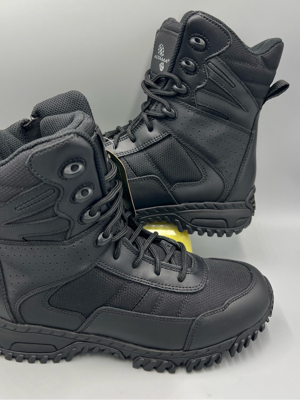 Altama Vengeance SR 8" Side-Zip Tactical Boots, YKK Vislon. Men's Sz 8. 305301